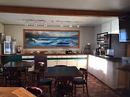 Captain's Choice Motel