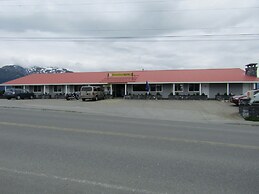 Captain's Choice Motel