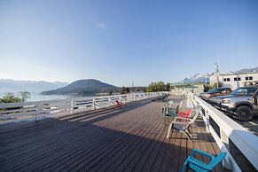 Captain's Choice Motel