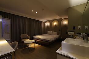 Hotel Yeogiuhtte Daegu Station