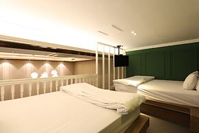 Hotel Yeogiuhtte Daegu Station