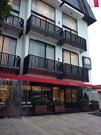 White Tree Residence