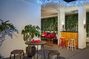 White Tree Residence