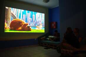 Small Funny World Athens - Hostel