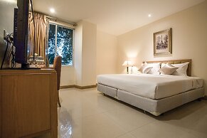 Hope Land Hotel Sukhumvit 24