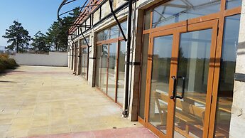 Festa Gardenia Hills