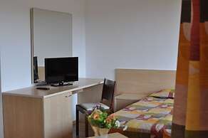 Festa Gardenia Hills