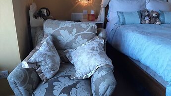 Min y Don Guest House 5 Gold