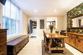 Maya's Glasgow Holiday Homes