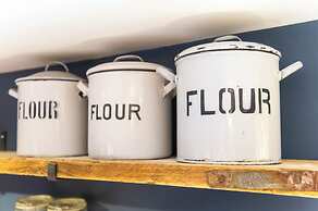 Maya's Glasgow Holiday Homes