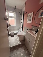 Maya's Glasgow Holiday Homes