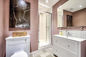 Maya's Glasgow Holiday Homes