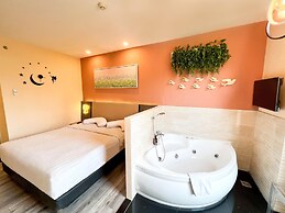 Verse Luxe Hotel Wahid Hasyim