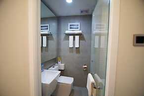 Verse Luxe Hotel Wahid Hasyim