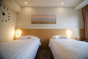 Verse Luxe Hotel Wahid Hasyim