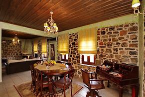 Menalia Villas & Suites