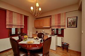 Menalia Villas & Suites