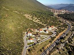 Menalia Villas & Suites