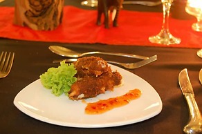 Umzolozolo Private Safari Lodge