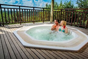 Umzolozolo Private Safari Lodge