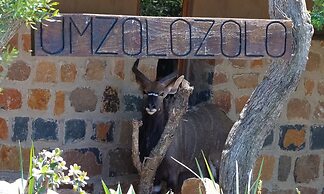 Umzolozolo Private Safari Lodge