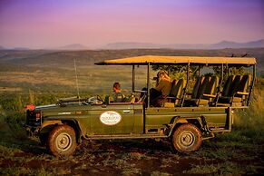 Umzolozolo Private Safari Lodge