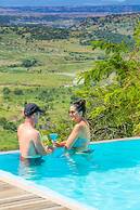 Umzolozolo Private Safari Lodge