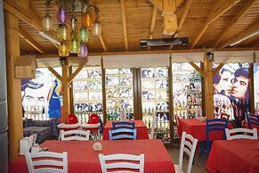 Yeni Bademli Konukevi