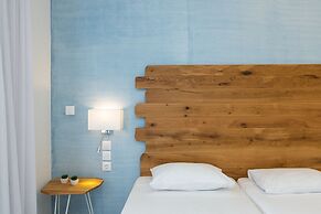 Meltemi Coast Suites