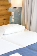 Meltemi Coast Suites