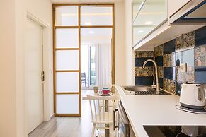 Meltemi Coast Suites