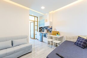 Meltemi Coast Suites