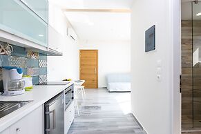 Meltemi Coast Suites