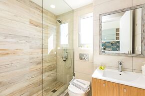 Meltemi Coast Suites