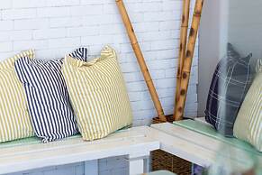 Meltemi Coast Suites