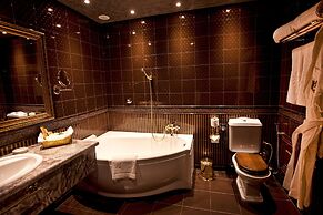 Multi Grand Pharaon Hotel