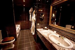 Multi Grand Pharaon Hotel