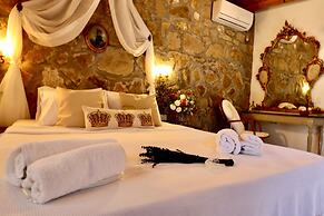 Kemerbag 29 - Adults Only