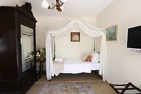 Kemerbag 29 - Adults Only