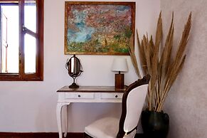 Kemerbag 29 - Adults Only