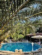 Kemerbag 29 - Adults Only