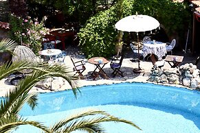 Kemerbag 29 - Adults Only