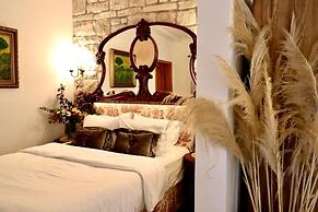 Kemerbag 29 - Adults Only