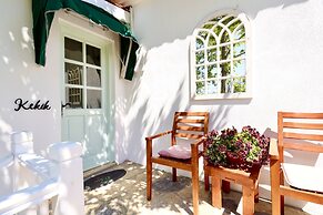 Kemerbag 29 - Adults Only