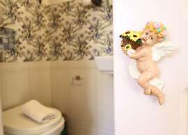 Kemerbag 29 - Adults Only