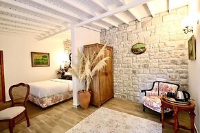 Kemerbag 29 - Adults Only