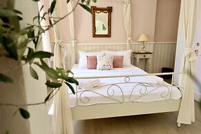 Kemerbag 29 - Adults Only