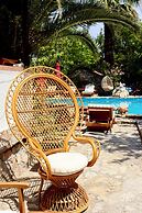 Kemerbag 29 - Adults Only