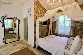 Kemerbag 29 - Adults Only