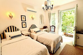 Kemerbag 29 - Adults Only